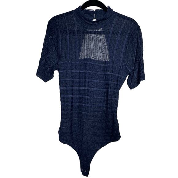 Abercrombie & Fitch low back high neck short sleeve lace body suite size xl - Picture 2 of 5